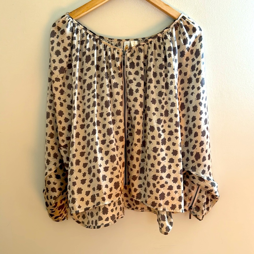 Adiva animal print blouse. Size small.